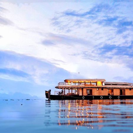 Indraprasthamlakecruise Alappuzha ภายนอก รูปภาพ